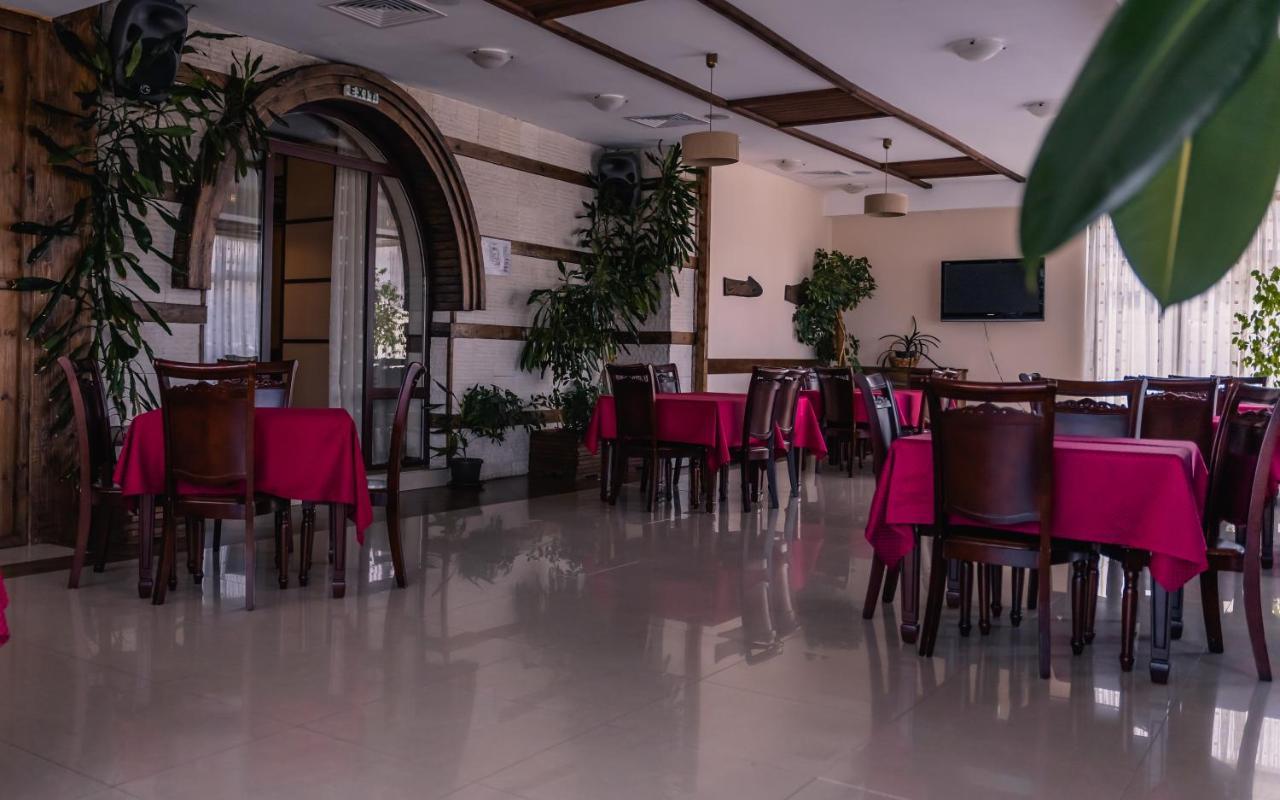 Hotel Orbel Dobrinishte Esterno foto