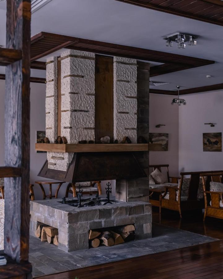 Hotel Orbel Dobrinishte Esterno foto