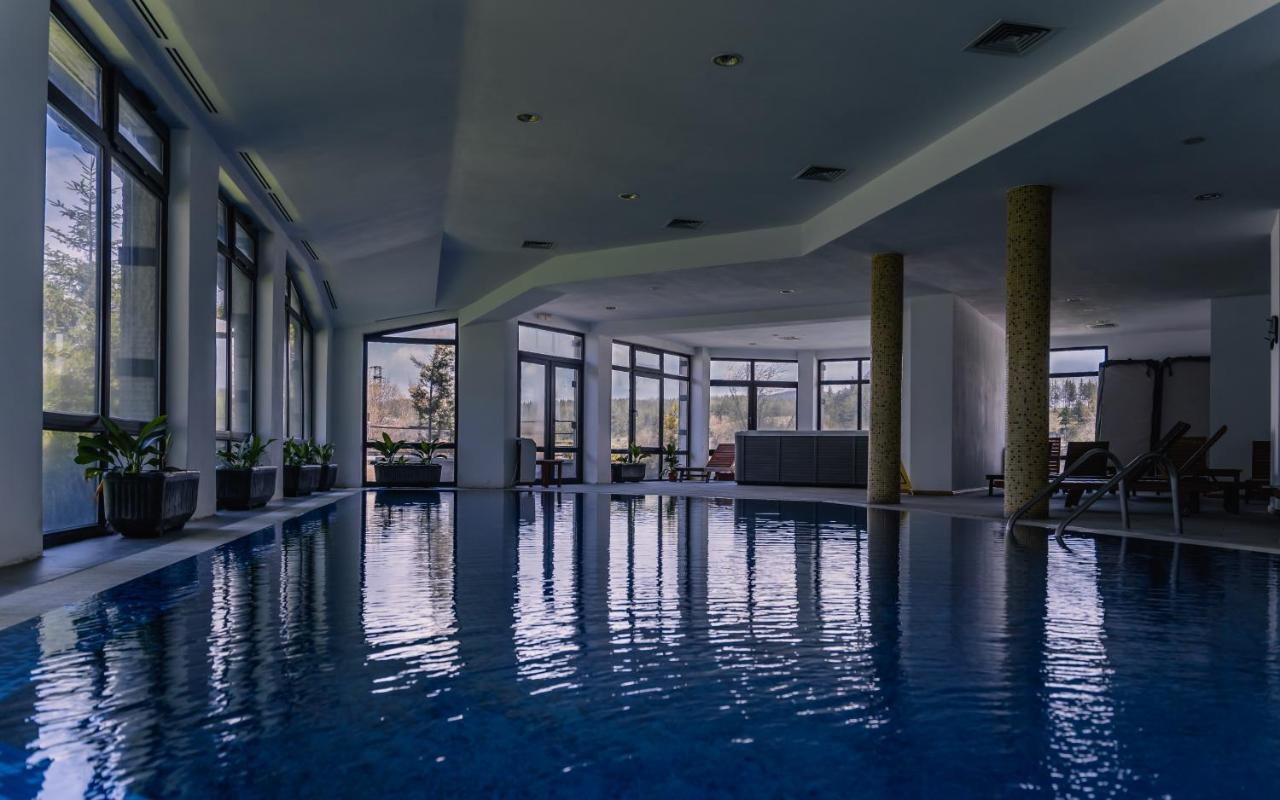 Hotel Orbel Dobrinishte Esterno foto