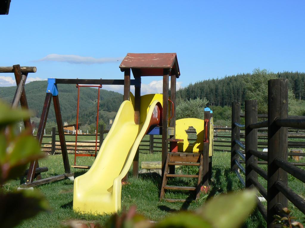 Hotel Orbel Dobrinishte Esterno foto