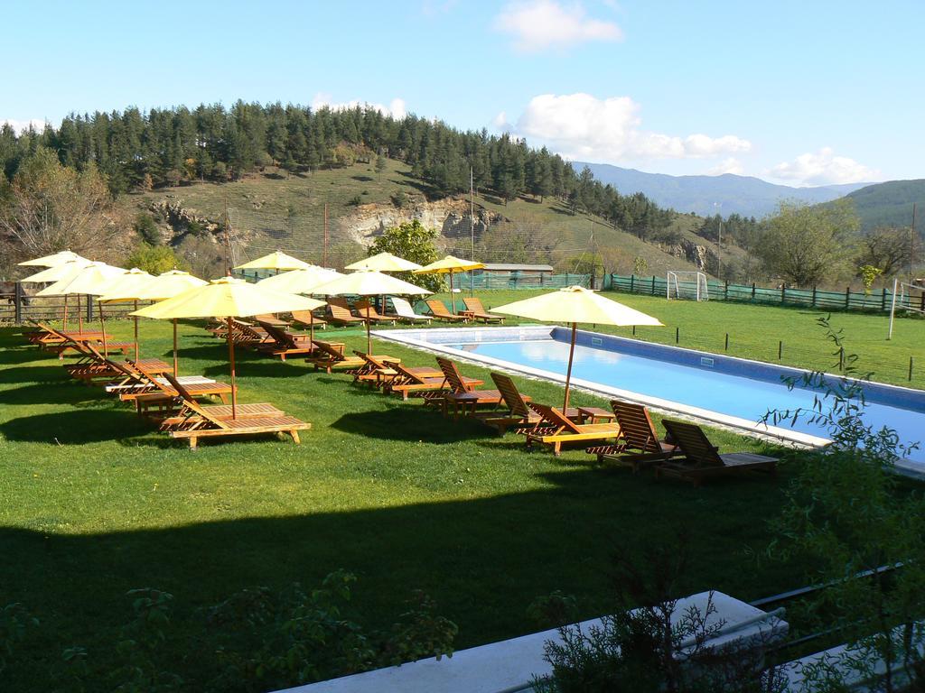 Hotel Orbel Dobrinishte Esterno foto